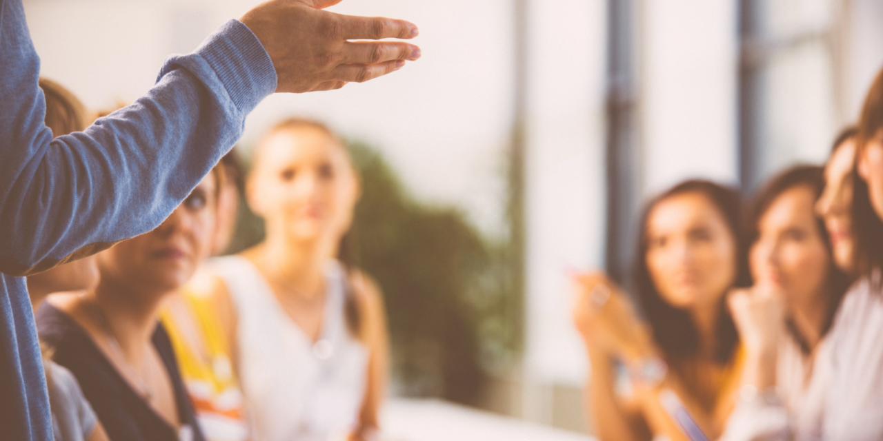 Séminaire, afterwork, team building à Caen : et si vous sortiez enfin des sentiers battus ?